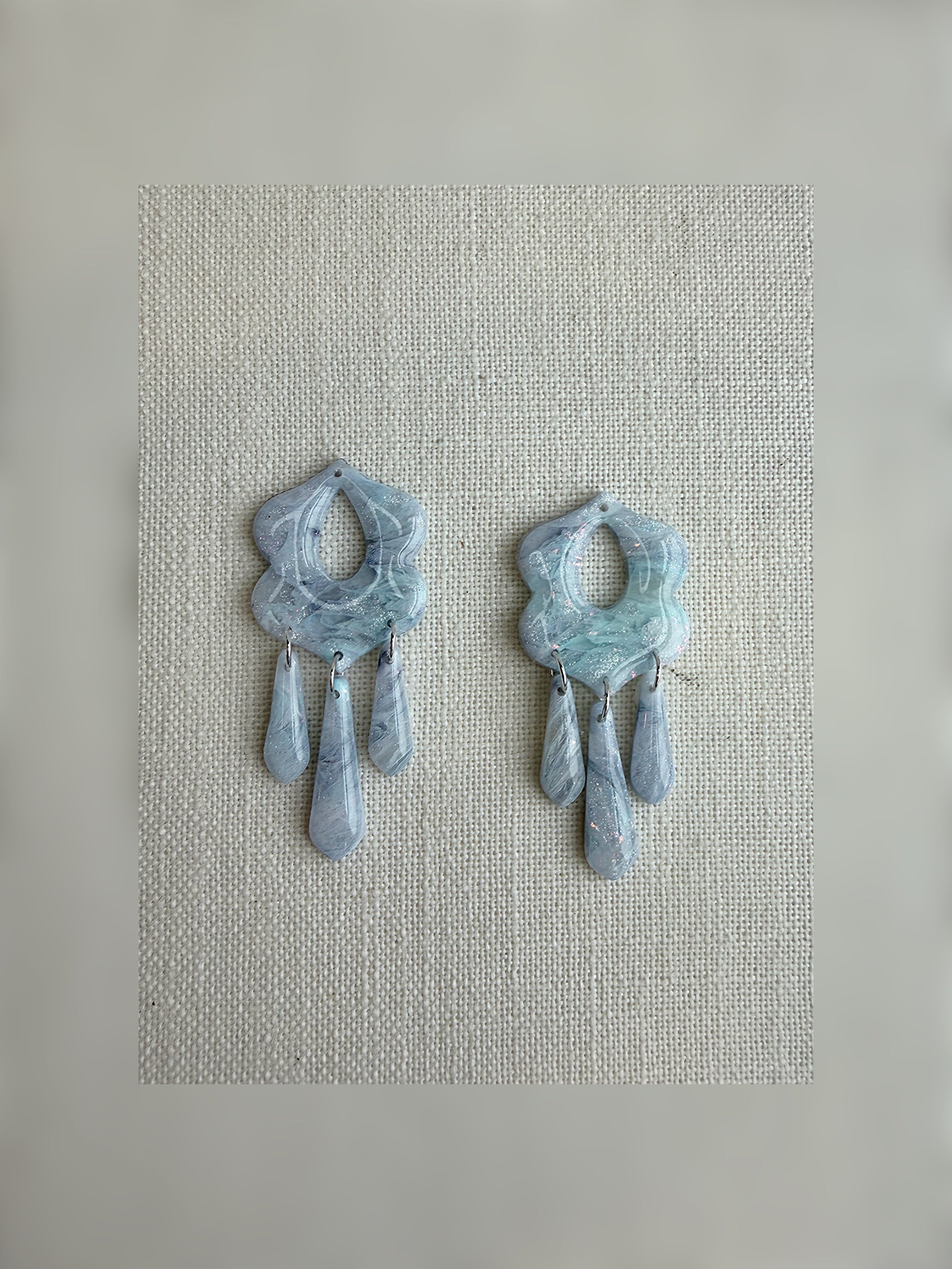 Daphne (Dangle) | After The Storm