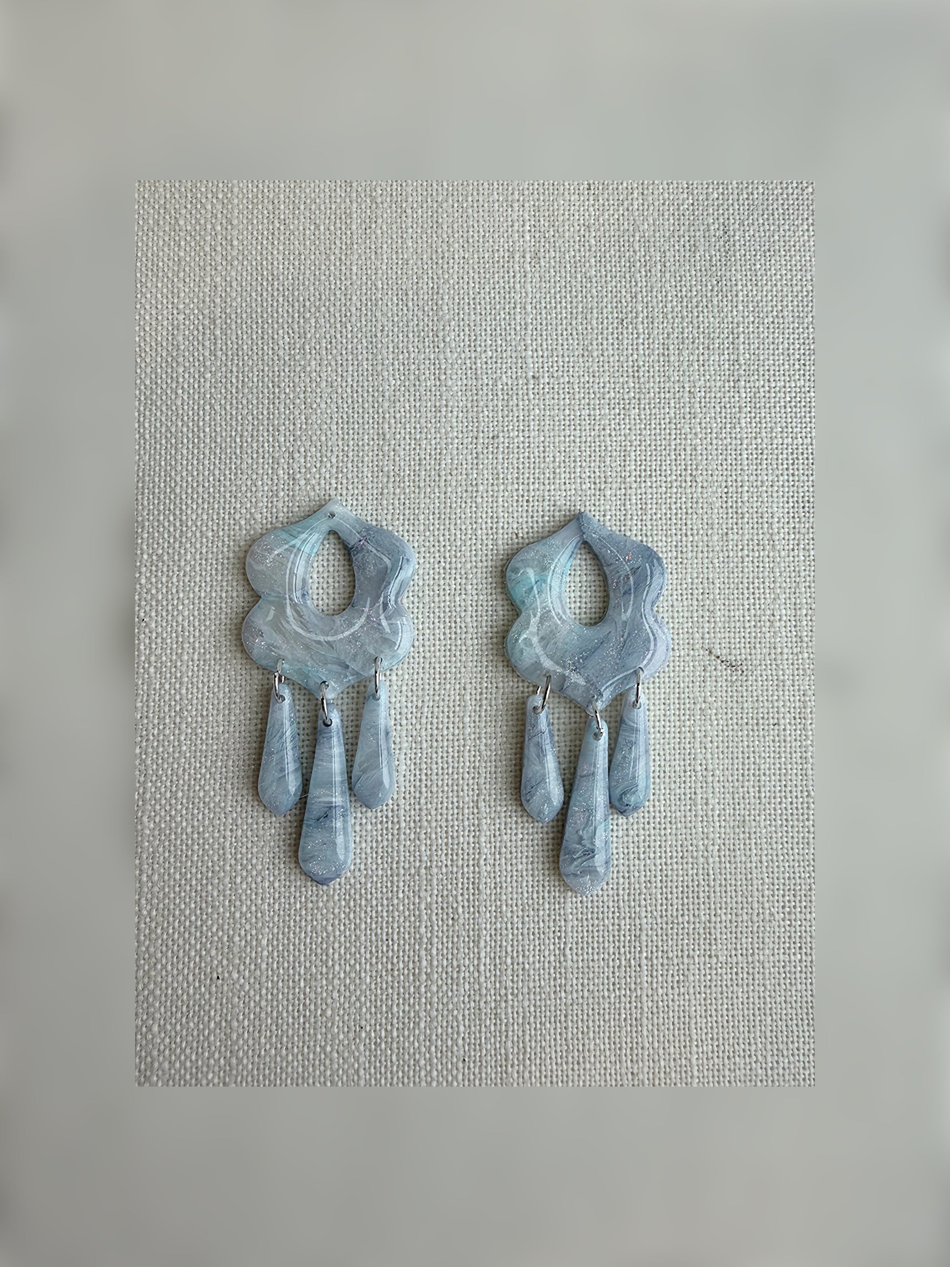 Daphne (Dangle) | After The Storm