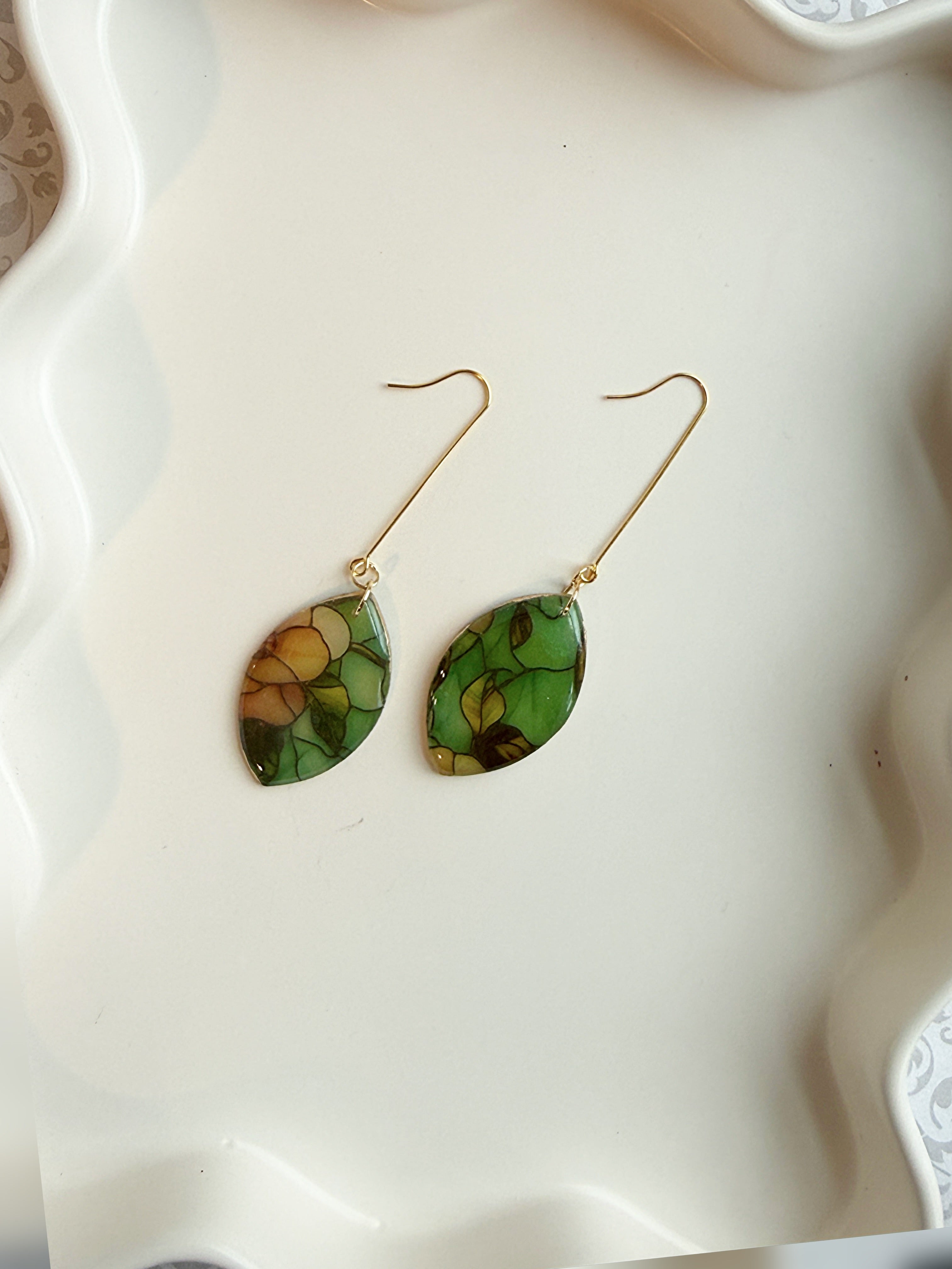 Antique Magnolia Garden