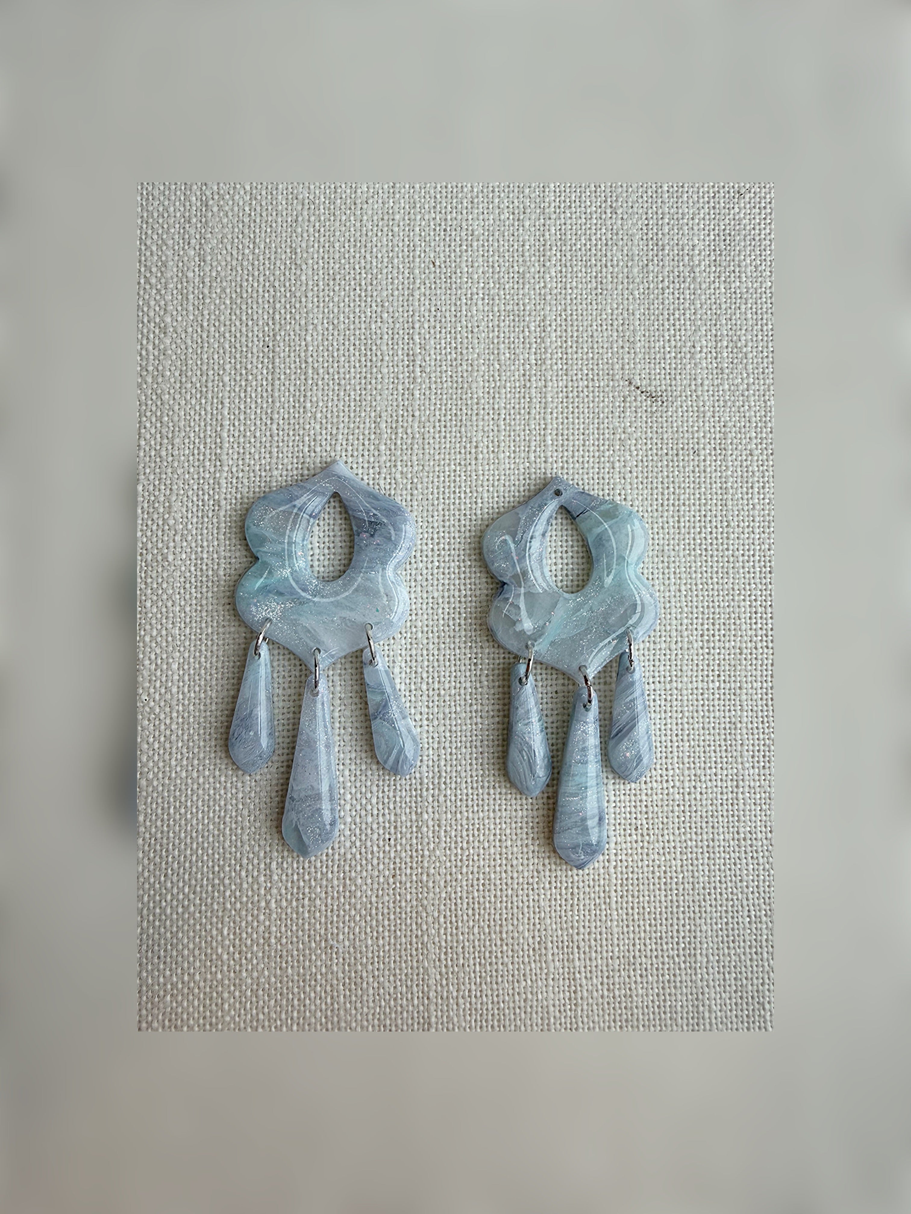 Daphne (Dangle) | After The Storm