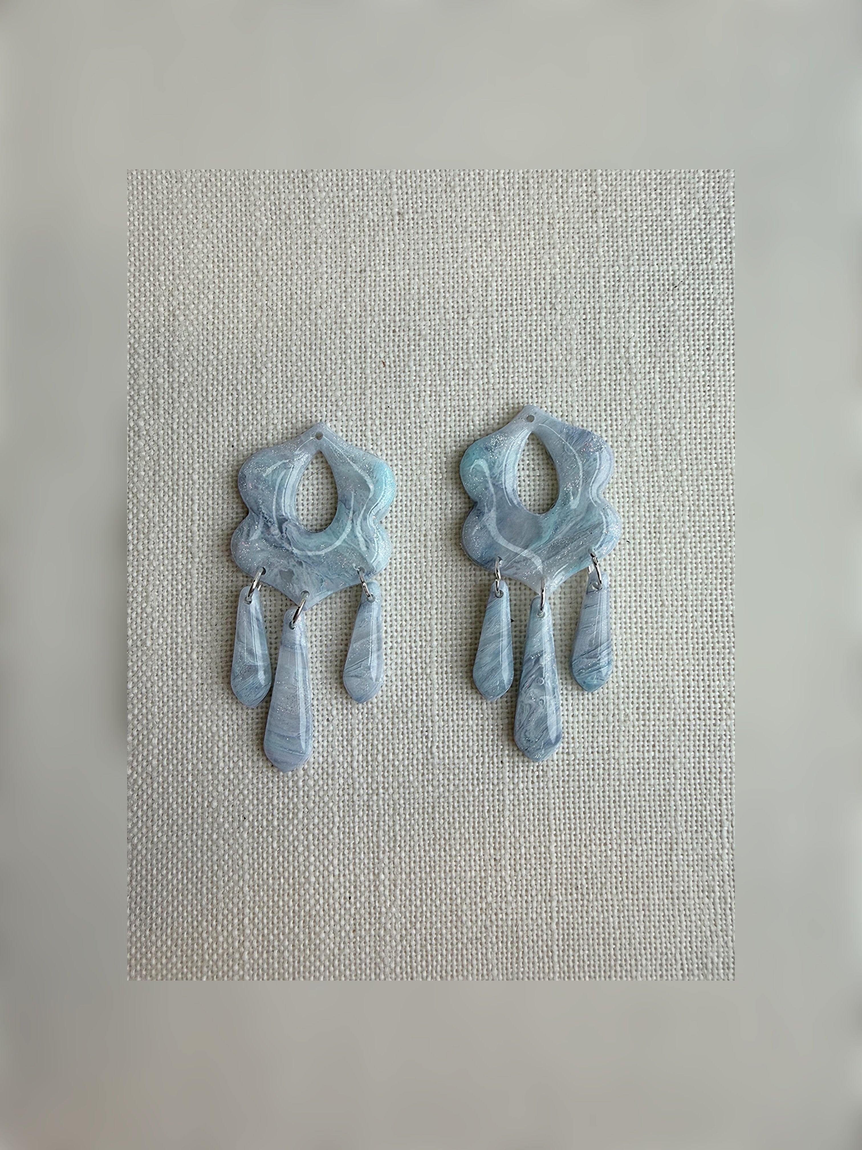 Daphne (Dangle) | After The Storm