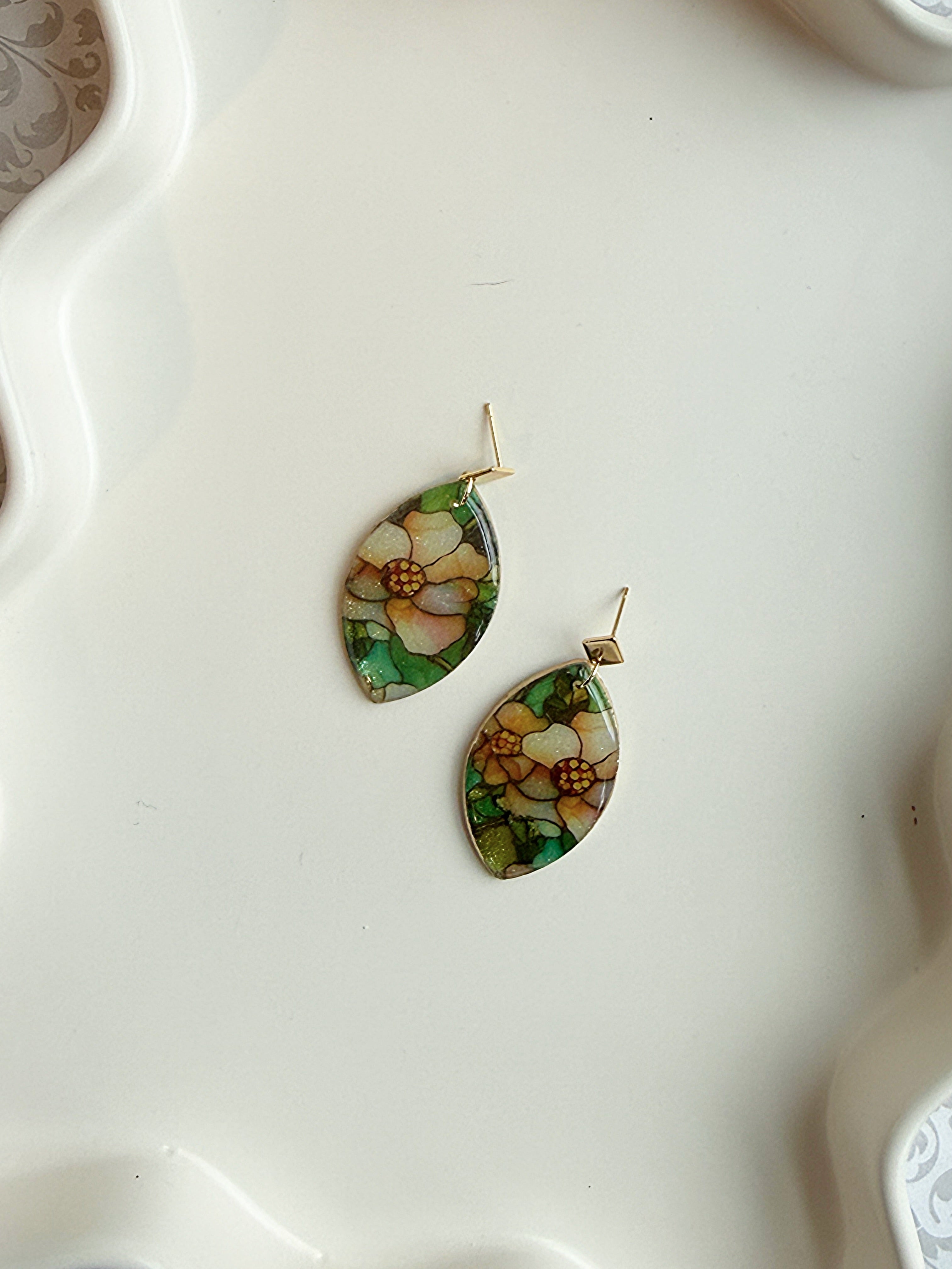 Sugared Magnolia Garden